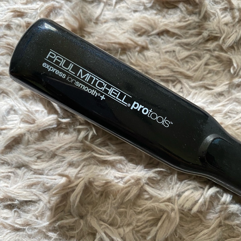 Paul Mitchell straightener